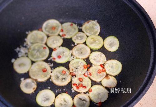 荡漾吃瓜,揭秘娱乐圈的甜蜜与苦涩